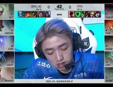 金年会入口-包含离谱！法兰克福今夜强势反弹里程碑夜里尔手感冰凉，窗口期金州勇士调整名单以备荷甲的词条